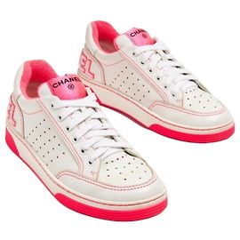 Chic Chanel White Calfskin Low-Top CC Logo Sneakers Size 36 pre-owned Other