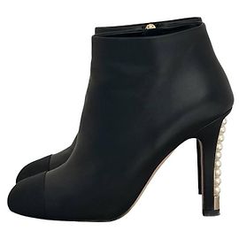 Chanel Black Leather Pearl Heel Ankle Boots Sz 38.5 Pre-owned Other