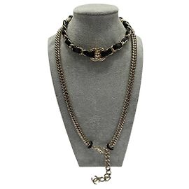 Cinto colar Chanel CC Turnlock em couro preto usado Outro