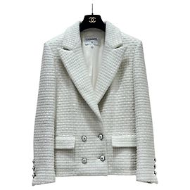 Chanel 2021 White Tweed Double-Breasted Blazer - Size 38/M Pre-owned Other