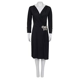 Vestido Valentino preto com laço de strass - IT 44 L Usado Outro