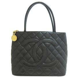 Chanel Reissue Tote Bag Black