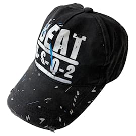 Gorra DSQUARED2 Negra con Estampado Negro