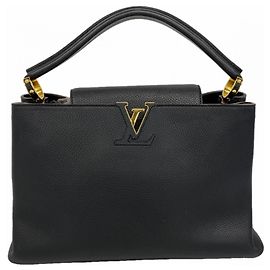 Borsa Capucines MM Louis Vuitton Nero