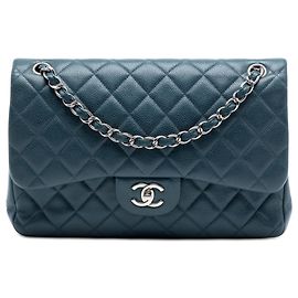Chanel Bleu Jumbo Classique Caviar Double Rabat Bleu