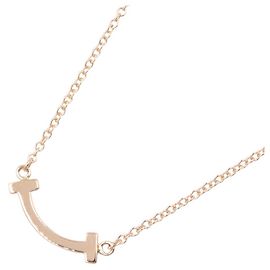 Collana Mini T Smile in Oro Rosa 18K di Tiffany & Co. D'oro