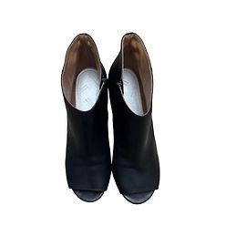 Maison Martin Margiela Black leather ankle boots with heel Black