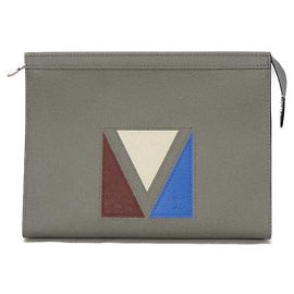 Pochette en cuir Taiga Louis Vuitton en gris glacier Marron Autre