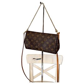 Bolsa Louis Vuitton Monogram Favorite PM Marrom Monograma