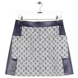 Louis Vuitton Grey mini skirt Grey