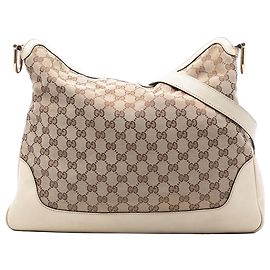 Bolsa Diana em lona GG bege com bambu Gucci Bege