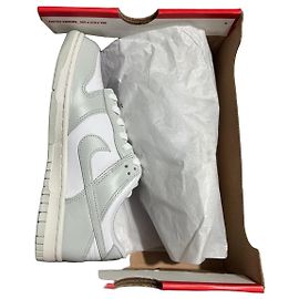 Baskets Nike Dunk Low (GS) grises Blanc Gris