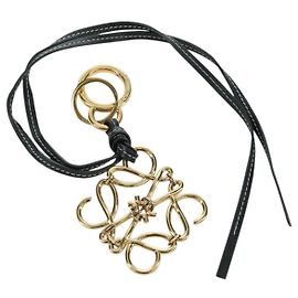 LOEWE Anagram Charm Couro Preto Ouro Auth BAZ275M Preto Dourado
