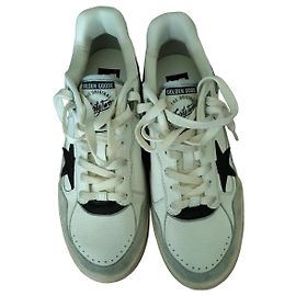 Golden Goose Baskets basses en cuir blanc et daim Noir Blanc Gris