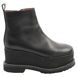 Stivaletti con piattaforma Givenchy in pelle nera Nero