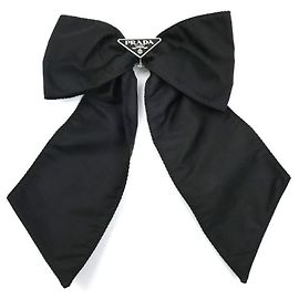 Presilha de Logo Triangular em Poliamida Reciclada Prada Preto