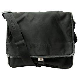 BAG MESSENGER PRADA LOGO NYLON BORSO A TRACOLLA Nero
