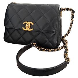 Bolsa Chanel Mini Flan Preta de Couro Preto