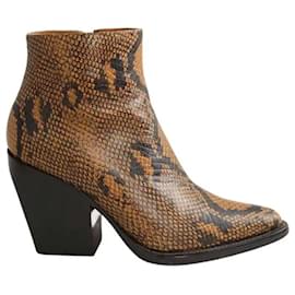 Chloé Brown boots Brown