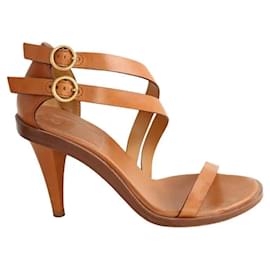 Chloé Saltos camel Camelo