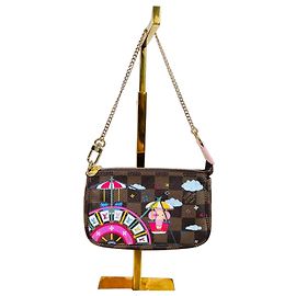 Louis Vuitton Mini Pochette Acessórios – Edição Limitada de Natal 2020 Marrom Rosa
