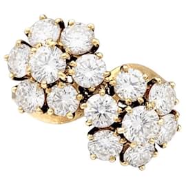 Anello Van Cleef & Arpels, “Fiori”, oro giallo, diamanti. Altro
