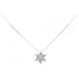 Autre Marque Au750 White Gold Diamond Necklace Silvery
