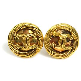 Gold Clip Ohrringe von Chanel Golden