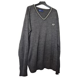 Fred Perry grauer Wollpullover mit V-Ausschnitt M (38/40) mit gesticktem Logo, klassisches feines Strick für Herren Grau