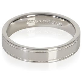 Anel Milgrain de 4mm em Platina Tiffany & Co. Outro