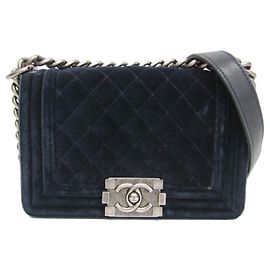 Bolsa de Ombro Chanel Boy com Corrente Azul marinho