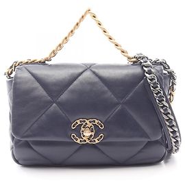 Sac à épaule matelassé Chanel 19 Dixneuf Bleu Marine