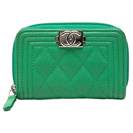 Portafoglio Chanel Boy in pelle caviar verde Verde
