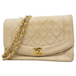 Bolsa de Ombro Chanel Diana com Corrente Bege