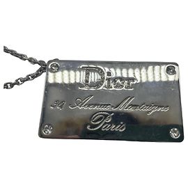 Charme de bolsa Dior em aço prateado Prata