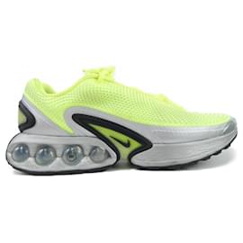 Autre Marque Baskets Nike Jaune