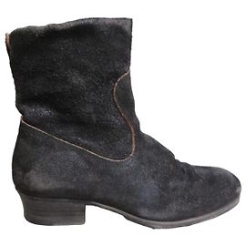Botines Fiorentini+Baker de Nubuck Negro Negro