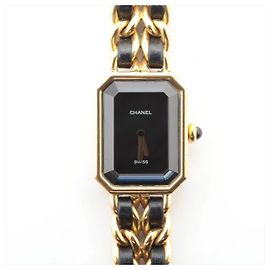 Relógio Chanel Première em Ouro e Couro Preto Dourado