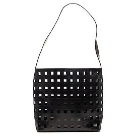 Borsa a spalla in pelle perforata nera Prada Nero