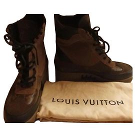 Brown leather and suede Louis Vuitton boots Brown