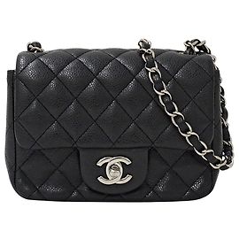 Mini borsa Matelassé di Chanel Nero