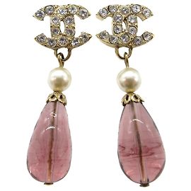 Brincos push back de pérolas falsas com strass banhados a ouro CC dourado da Chanel Dourado