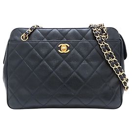 Chanel Schwarze CC gesteppte Kaviar Schultertasche mit Fronttasche Schwarz
