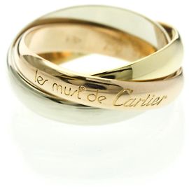 Anel de moda Trinity da Cartier Dourado