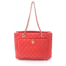 Chanel Matelassé Tote Bag Red