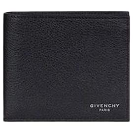 Givenchy Grain Leather Wallet Black