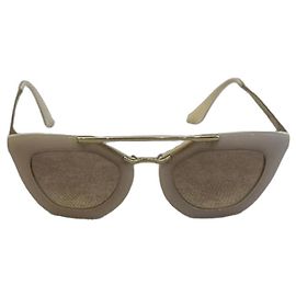 Óculos de sol Prada Cat-Eye em acetato Bege