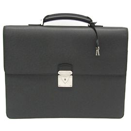 Louis Vuitton Robusto 1 Briefcase Taiga Leather Black