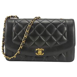 Chanel Diana Schultertasche Schwarz