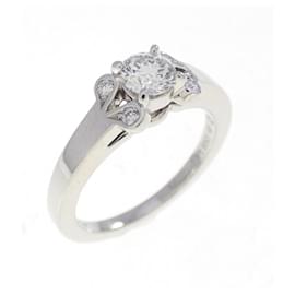 Cartier Ballerina Ring in Platinum Silvery